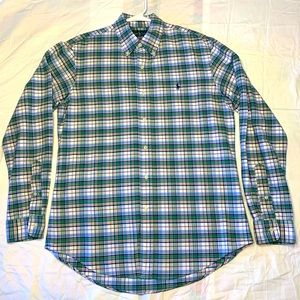 Ralph Lauren men’s custom fit long sleeve casual dress shirt.